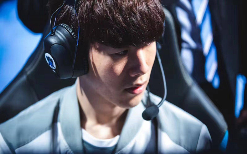 【战报】2025LPL春季赛决赛，RNG 3-1 FPX，RNG成功复仇夺冠